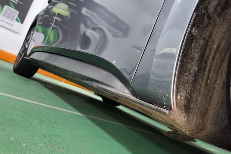Used Volkswagen ID.3 2024 Pure & Smart Edition Right Side Sill