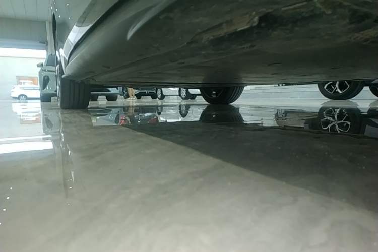 Used Volkswagen ID.3 2024 Outstanding Edition Right Side Sill