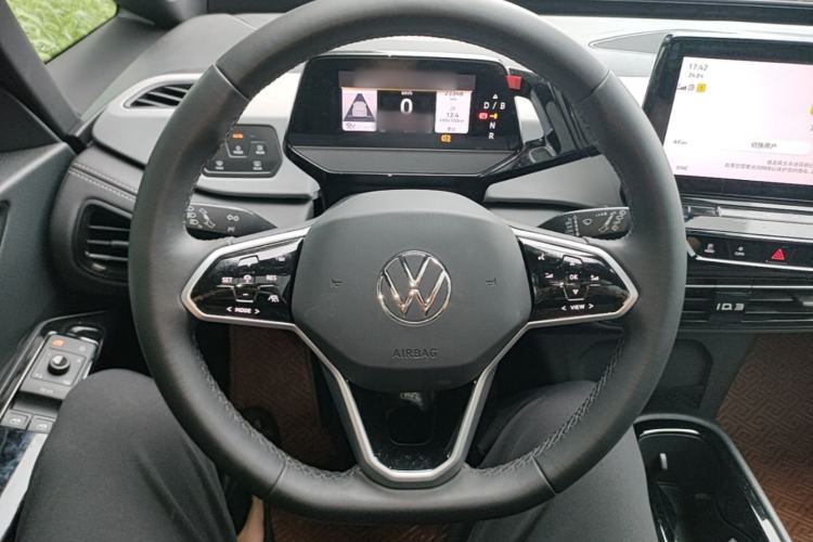 Used Volkswagen ID.3 2024 Outstanding Edition Steering Wheel