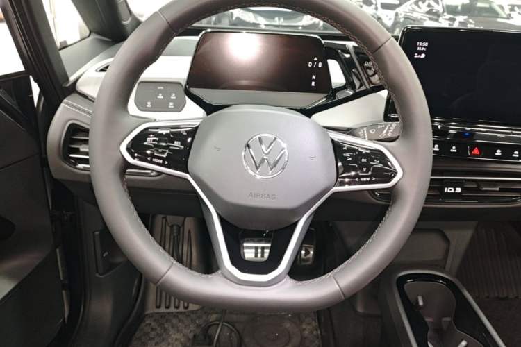 Used Volkswagen ID.3 2024 Outstanding Edition Steering Wheel