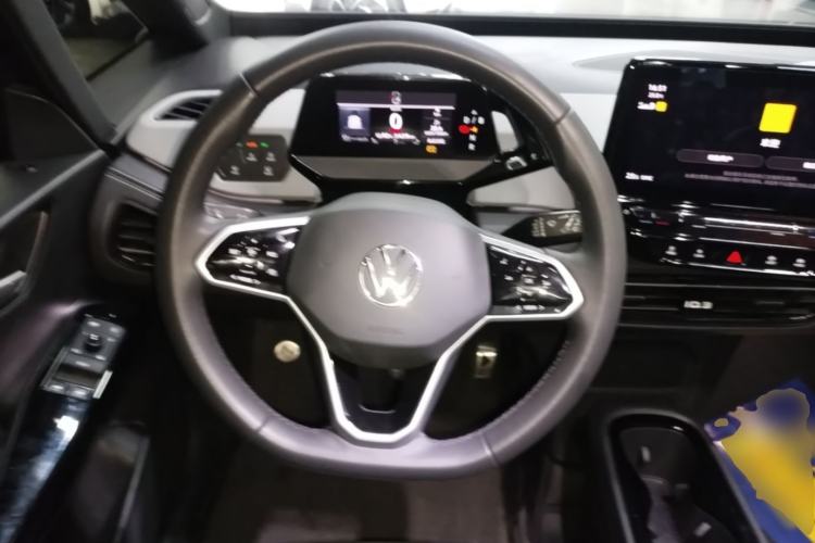 Used Volkswagen ID.3 2024 Outstanding Edition Steering Wheel