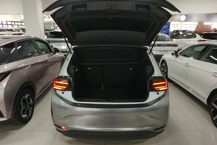 Used Volkswagen ID.3 2024 Outstanding Edition Trunk
