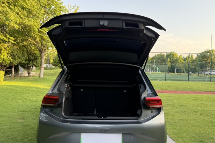 Used Volkswagen ID.3 2024 Outstanding Edition Trunk