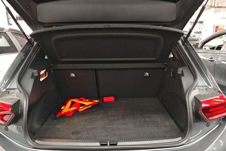 Used Volkswagen ID.3 2024 Outstanding Edition Trunk