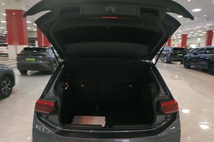 Used Volkswagen ID.3 2024 Outstanding Edition Trunk