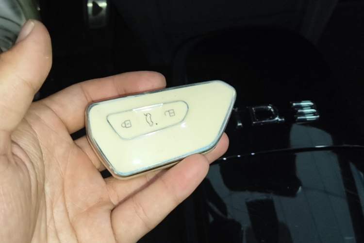Used Volkswagen ID.3 2024 Outstanding Edition Vehicle Key