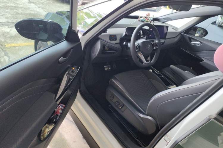 Used Volkswagen ID.3 2024 Outstanding Edition Driver Seat