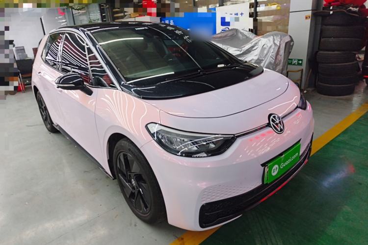 Used Volkswagen ID.3 2024 Outstanding Edition Exterior 2