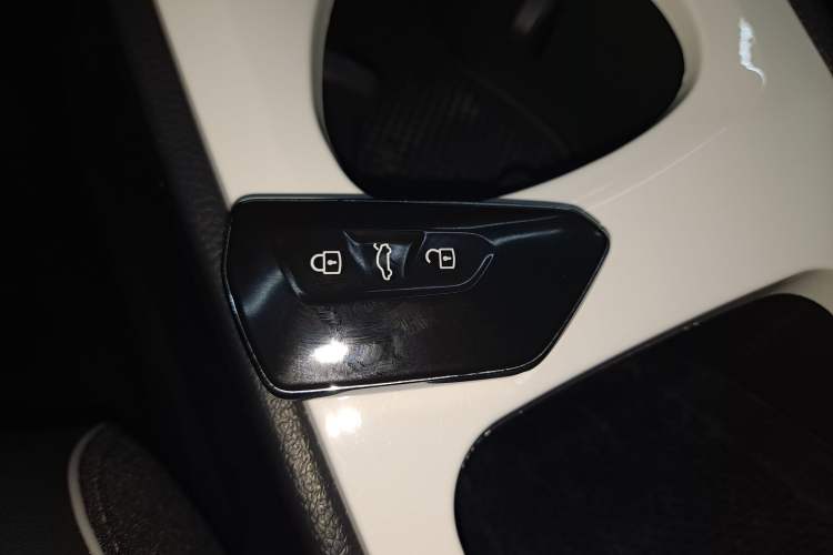 Used Volkswagen ID.3 2024 Outstanding Edition Interior 1