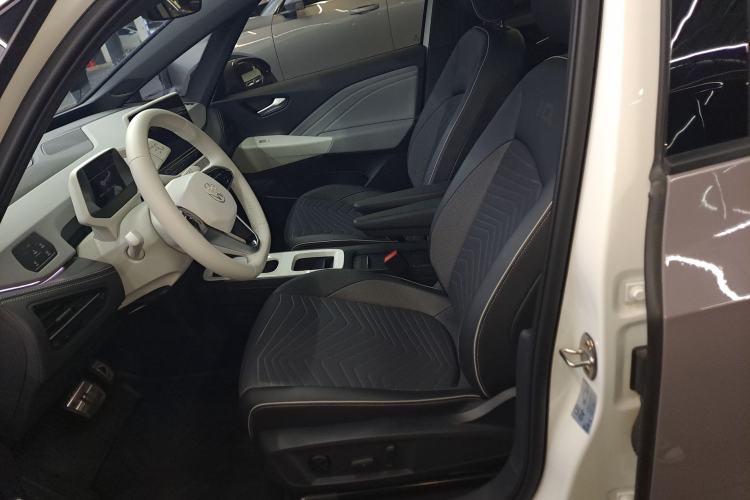 Used Volkswagen ID.3 2024 Outstanding Edition Left Front Seat