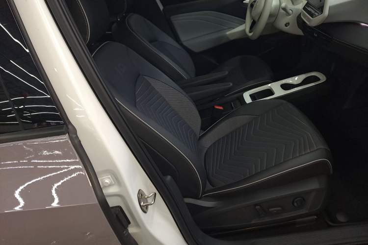 Used Volkswagen ID.3 2024 Outstanding Edition Right Front Seat