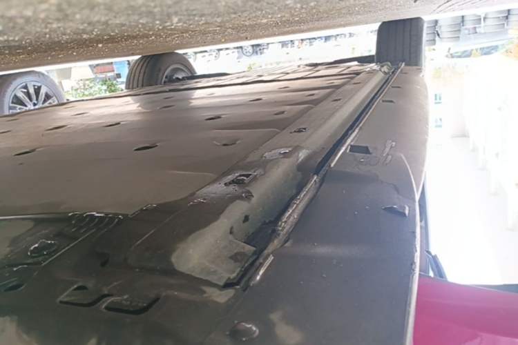 Used Volkswagen ID.3 2024 Outstanding Edition Right Side Sill