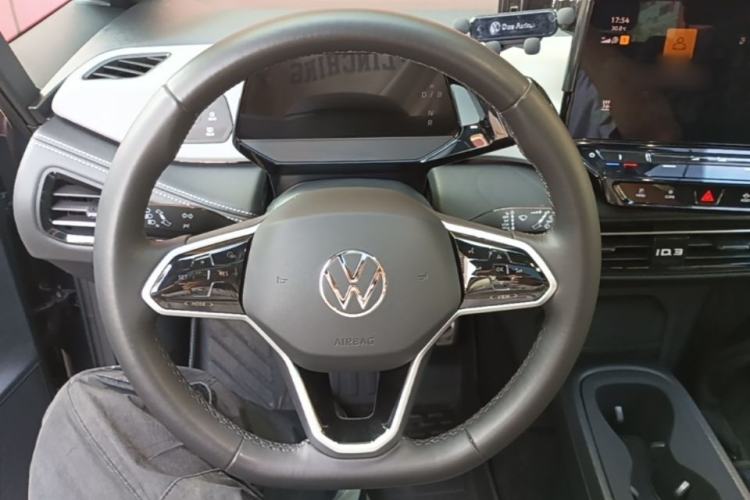 Used Volkswagen ID.3 2024 Outstanding Edition Steering Wheel