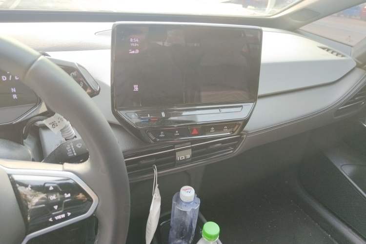 Used Volkswagen ID.3 2024 Outstanding Edition Audio And AC Panel