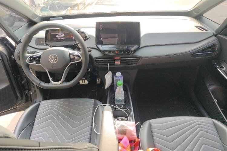 Used Volkswagen ID.3 2024 Outstanding Edition Center Console