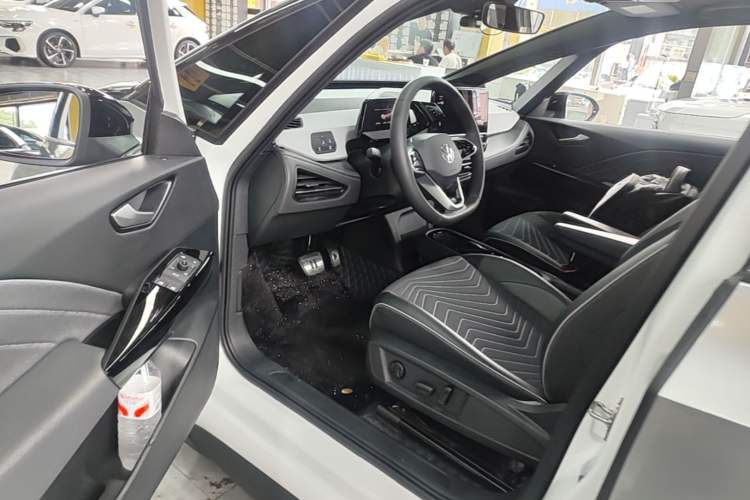 Used Volkswagen ID.3 2024 Outstanding Edition Driver Seat