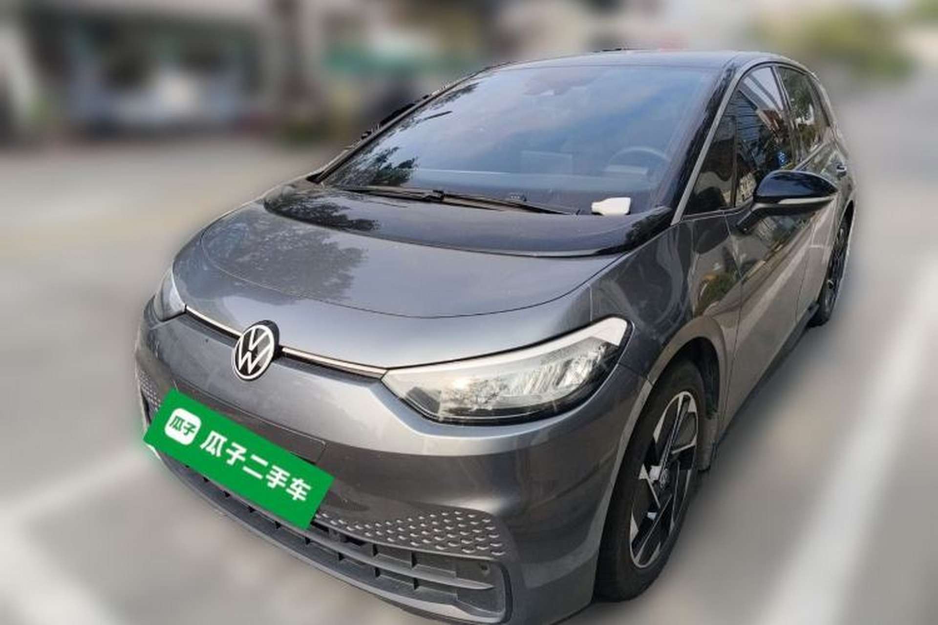 Used Volkswagen ID.3 2024 Outstanding Edition Front Left 45 Deg