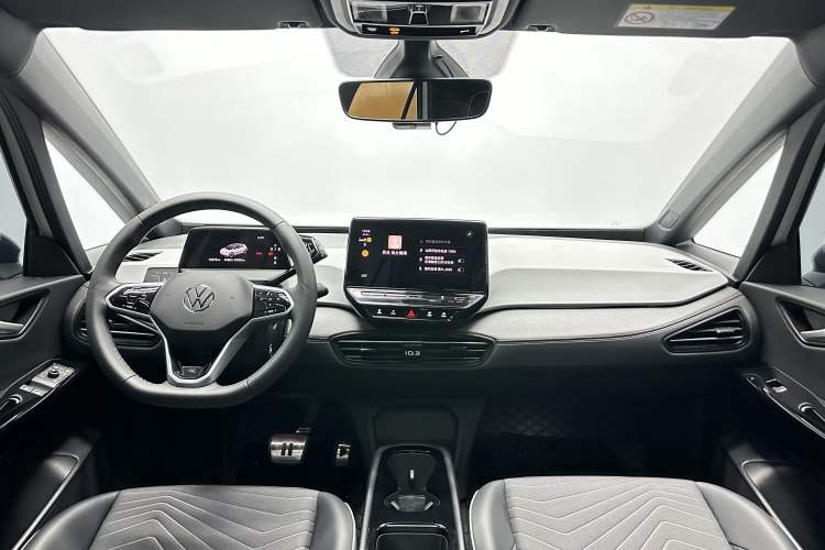 Used Volkswagen ID.3 2024 Outstanding Edition Interior 3