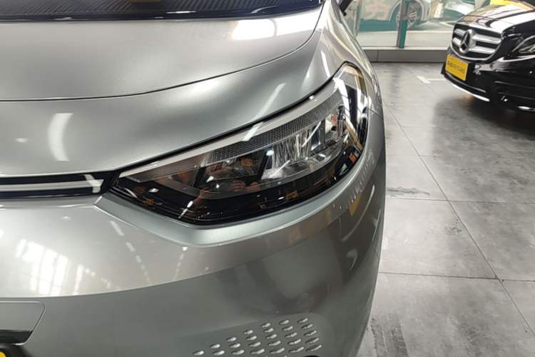 Used Volkswagen ID.3 2024 Outstanding Edition Left Front Headlight