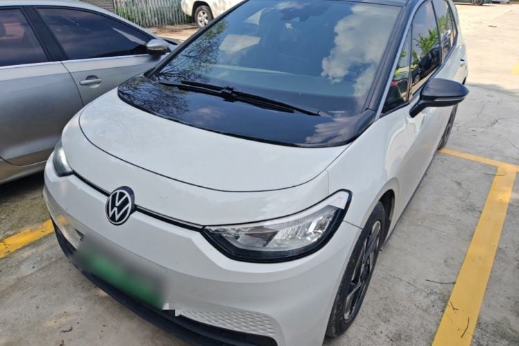 Used Volkswagen ID.3 2024 Outstanding Edition Guazi used car, China used car export, Used car for sale, Used  cars, Cheapest cars for sale