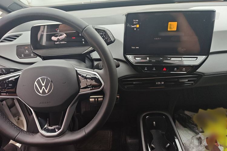 Used Volkswagen ID.3 2024 Outstanding Edition Audio And AC Panel