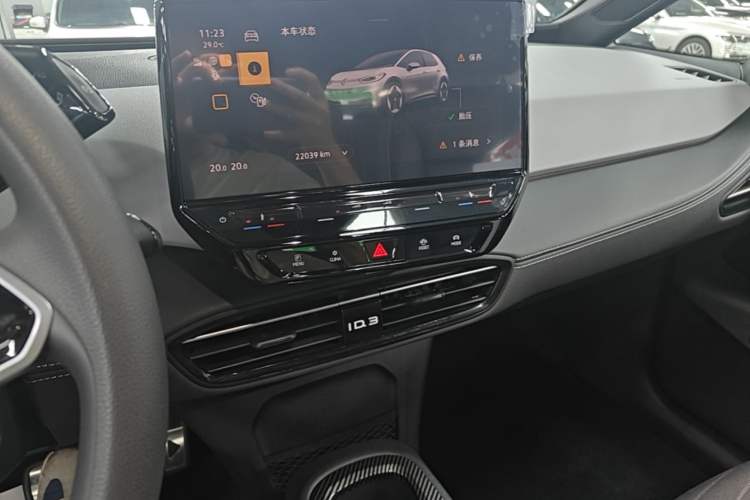 Used Volkswagen ID.3 2024 Pure & Smart Edition Audio And AC Panel
