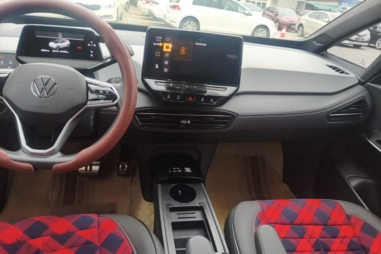 Used Volkswagen ID.3 2024 Pure & Smart Edition Audio And AC Panel