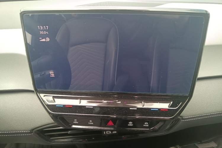 Used Volkswagen ID.3 2024 Outstanding Edition Audio And AC Panel