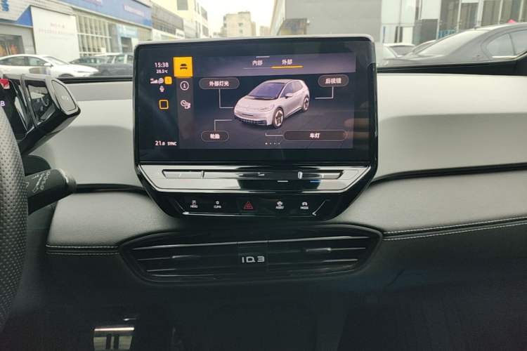 Used Volkswagen ID.3 2024 Outstanding Edition Audio And AC Panel