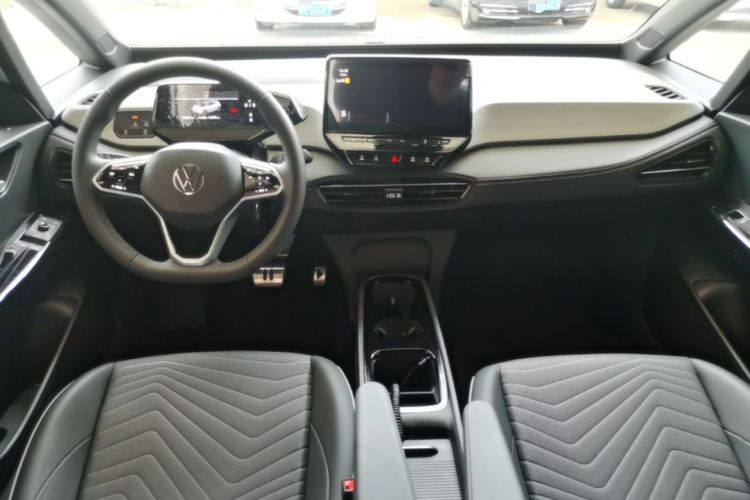 Used Volkswagen ID.3 2024 Outstanding Edition Center Console