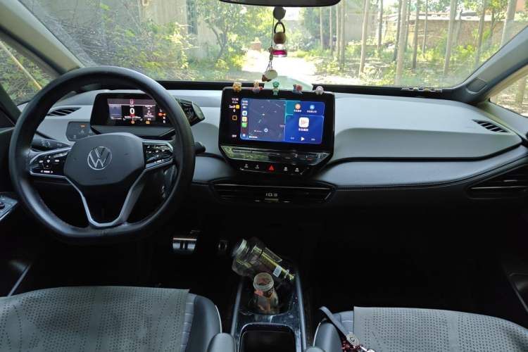 Used Volkswagen ID.3 2024 Pure & Smart Edition Center Console