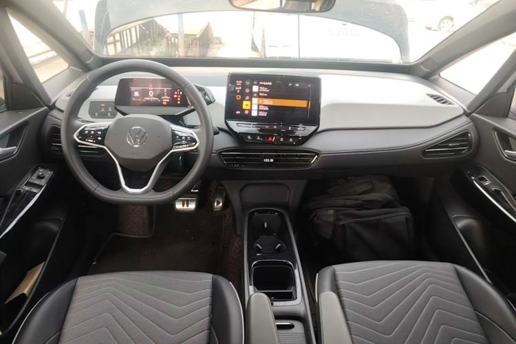 Used Volkswagen ID.3 2024 Outstanding Edition Center Console