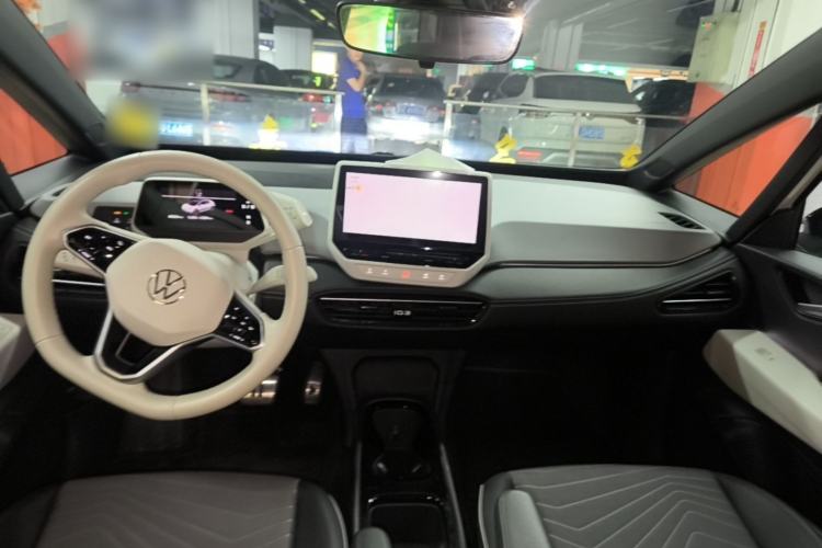 Used Volkswagen ID.3 2024 Outstanding Edition Center Console