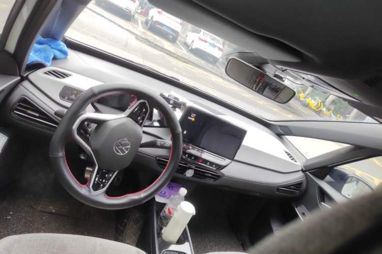 Used Volkswagen ID.3 2024 Pure & Smart Edition Center Console