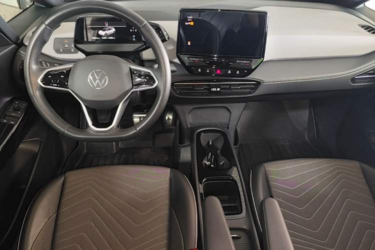 Used Volkswagen ID.3 2024 Outstanding Edition Center Console