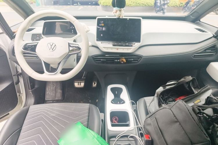 Used Volkswagen ID.3 2024 Outstanding Edition Center Console