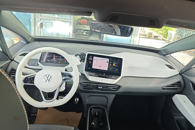 Used Volkswagen ID.3 2024 Outstanding Edition Center Console