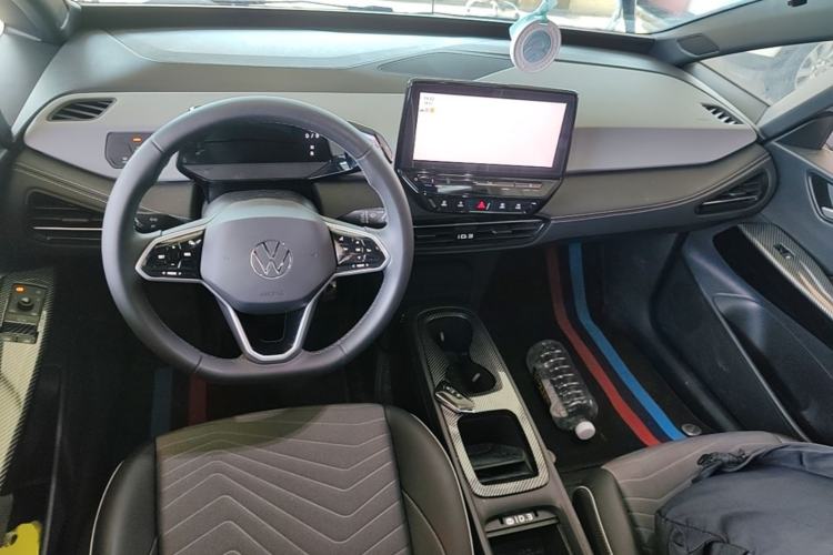 Used Volkswagen ID.3 2024 Outstanding Edition Center Console
