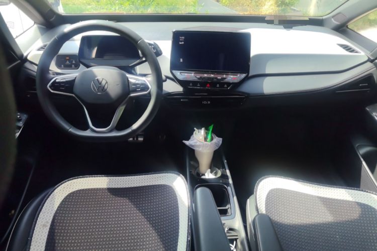 Used Volkswagen ID.3 2024 Outstanding Edition Center Console