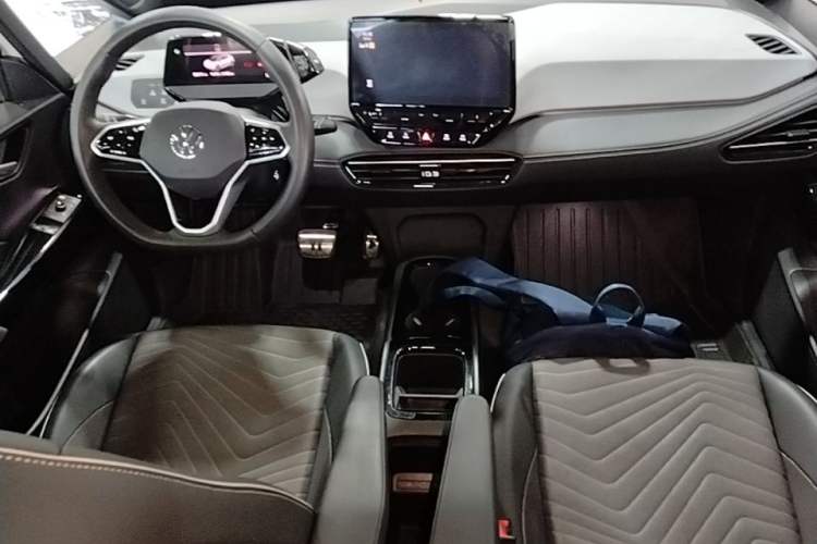 Used Volkswagen ID.3 2024 Outstanding Edition Center Console