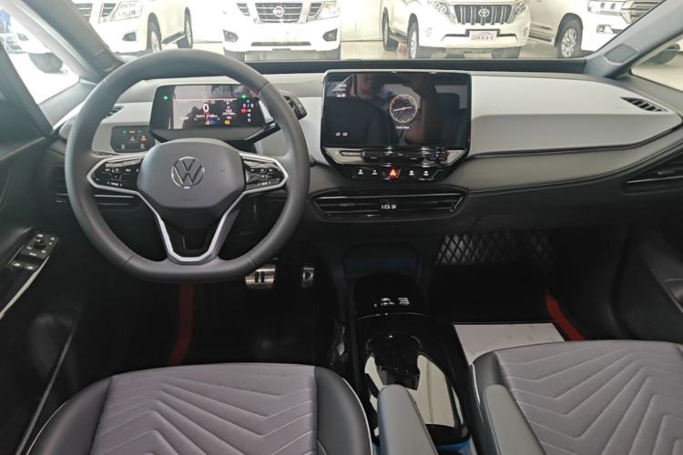 Used Volkswagen ID.3 2024 Outstanding Edition Center Console