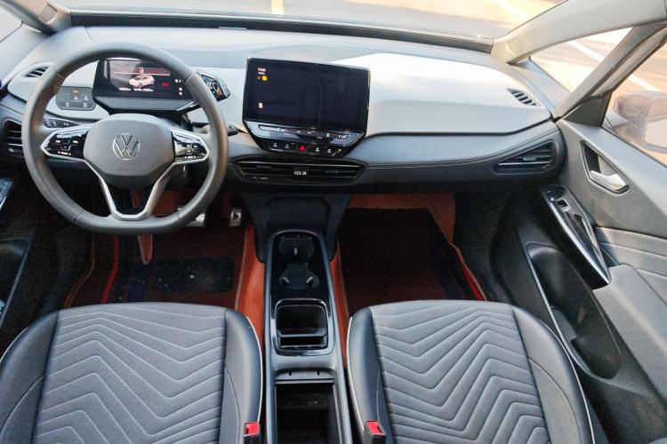 Used Volkswagen ID.3 2024 Outstanding Edition Center Console