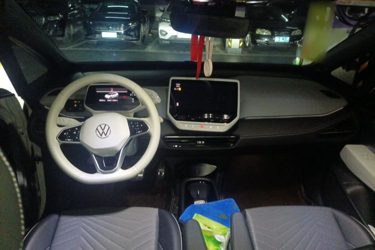 Used Volkswagen ID.3 2024 Outstanding Edition Center Console