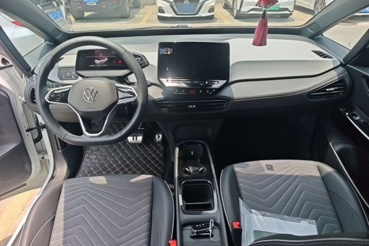 Used Volkswagen ID.3 2024 Outstanding Edition Center Console