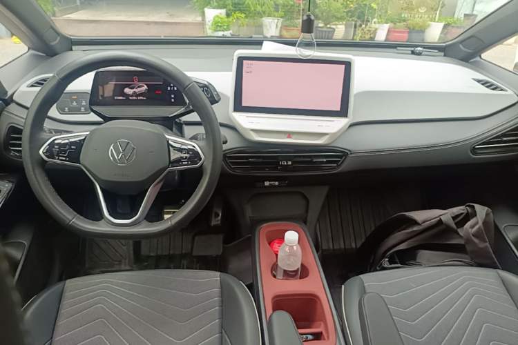 Used Volkswagen ID.3 2024 Outstanding Edition Center Console
