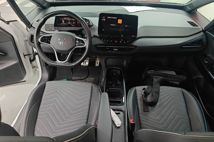 Used Volkswagen ID.3 2024 Outstanding Edition Center Console