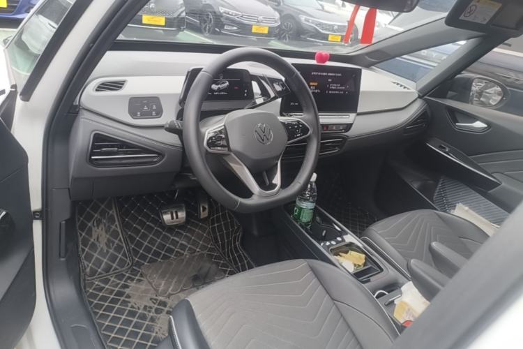 Used Volkswagen ID.3 2024 Outstanding Edition Center Console