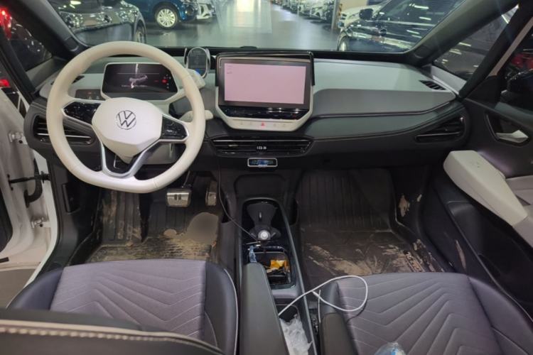 Used Volkswagen ID.3 2024 Outstanding Edition Center Console
