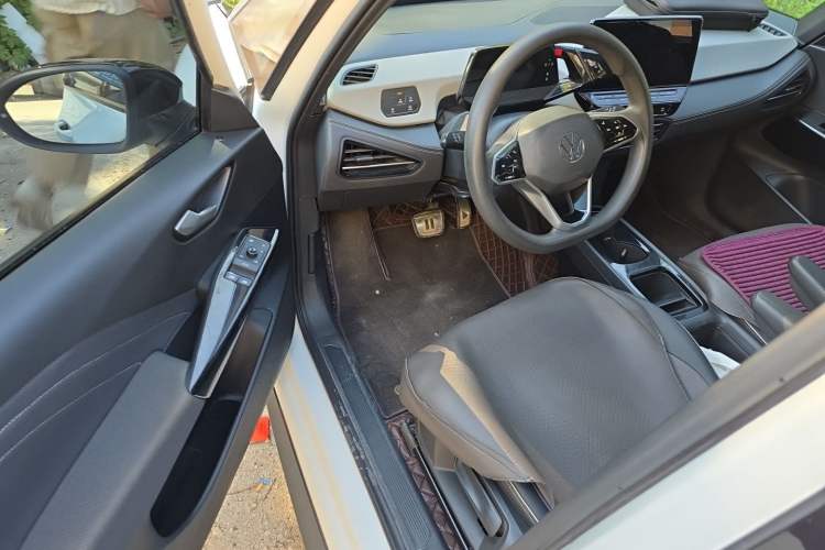 Used Volkswagen ID.3 2024 Pure & Smart Edition Driver Seat