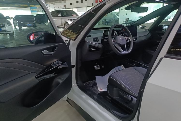 Used Volkswagen ID.3 2024 Pure & Smart Edition Driver Seat